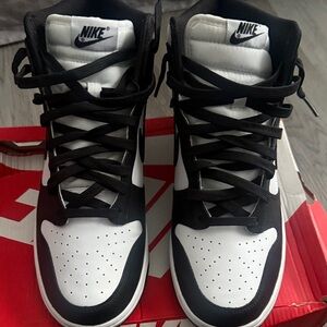 Nike Men’s Black and White High-Top Sneakers